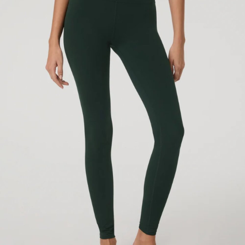 Vuori All the Feels Legging Evergreen Short